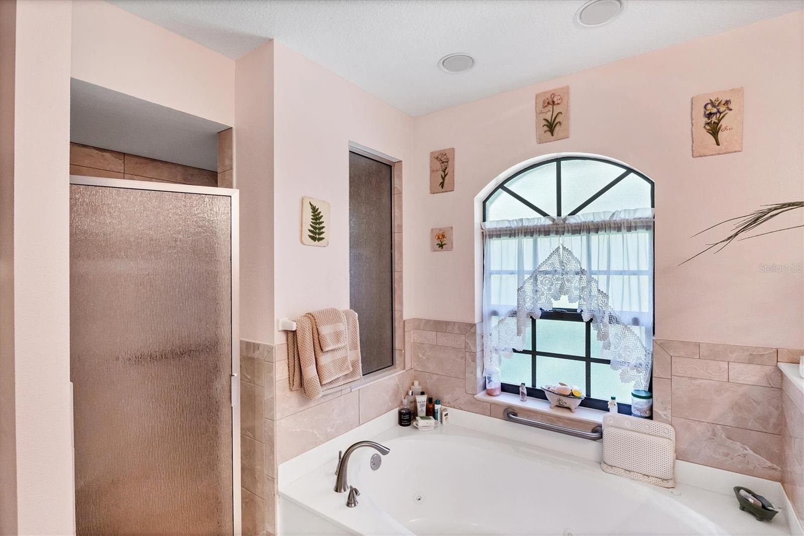 Image 23 of 40 For 6514 Biscayne Drive