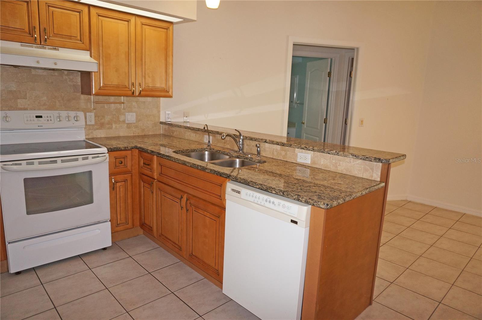 Image 11 of 54 For 1128 Rum Cay Court