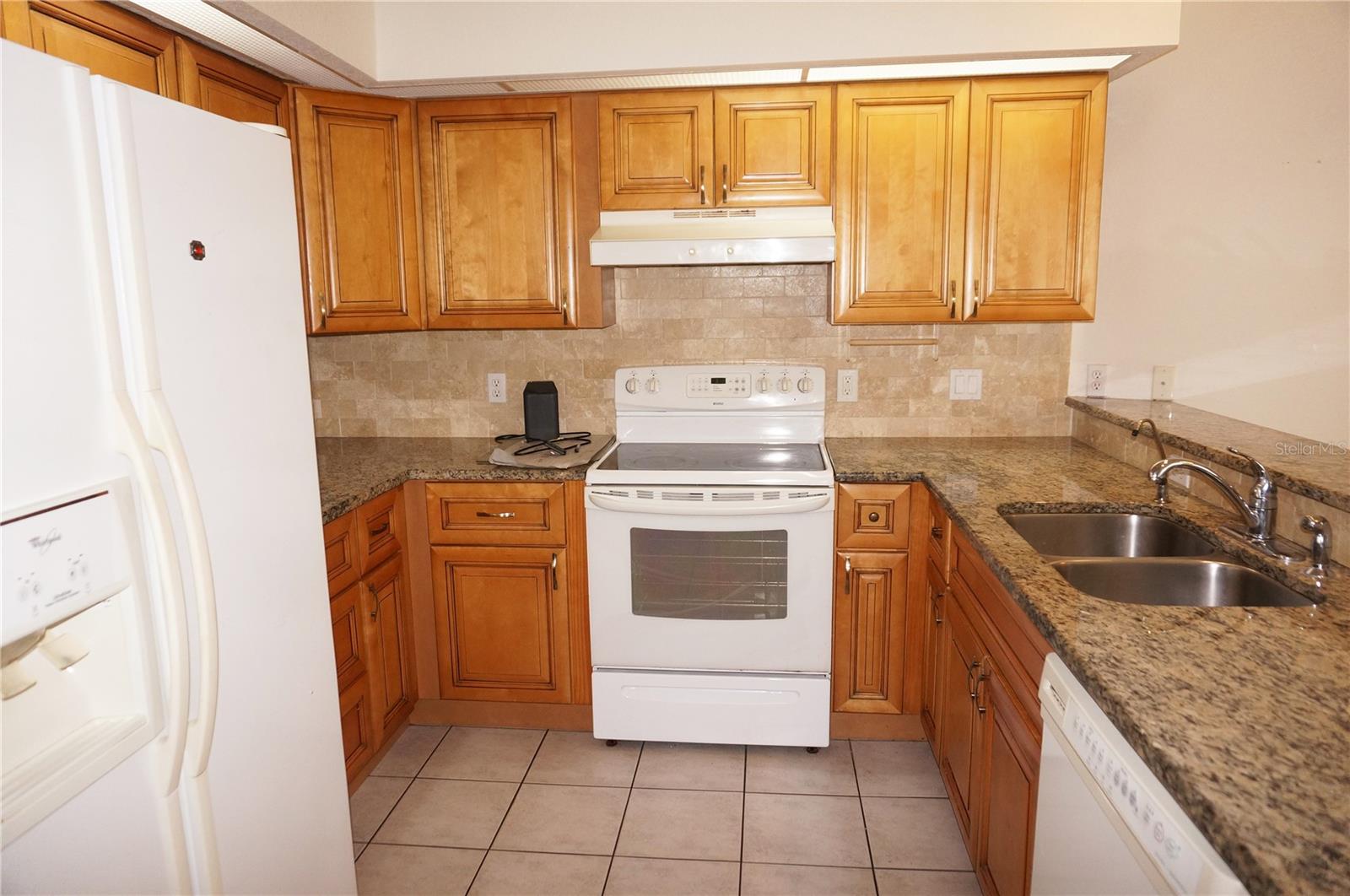 Image 12 of 54 For 1128 Rum Cay Court