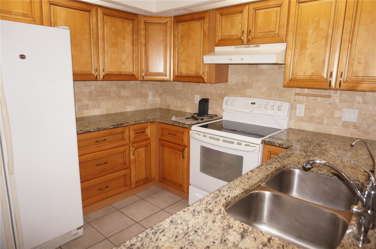 Image 14 of 54 For 1128 Rum Cay Court
