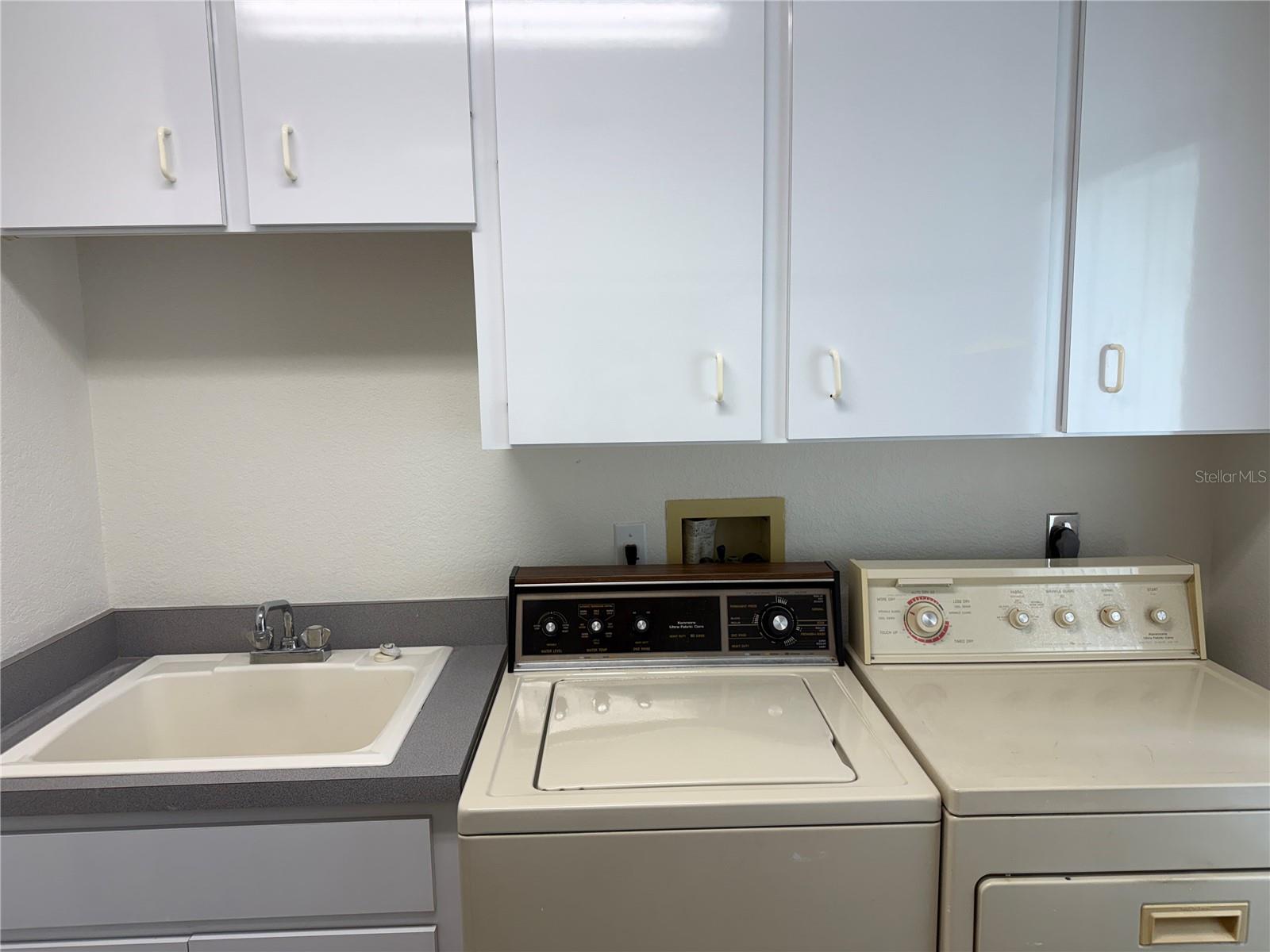 Image 40 of 54 For 1128 Rum Cay Court