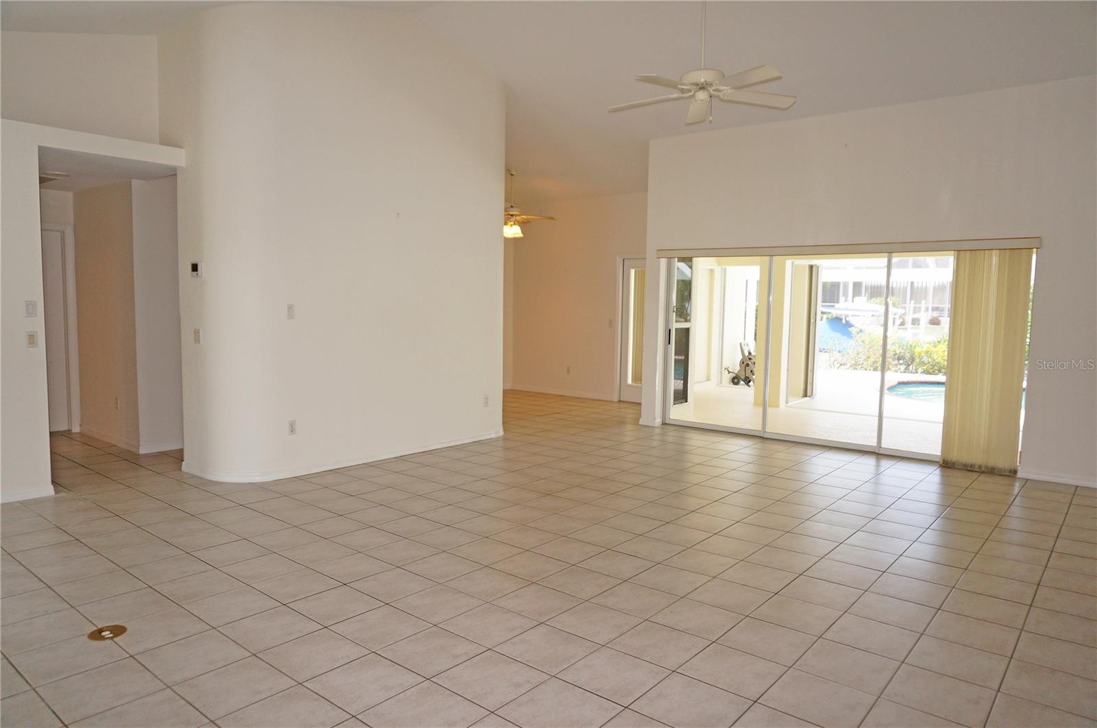Image 5 of 54 For 1128 Rum Cay Court