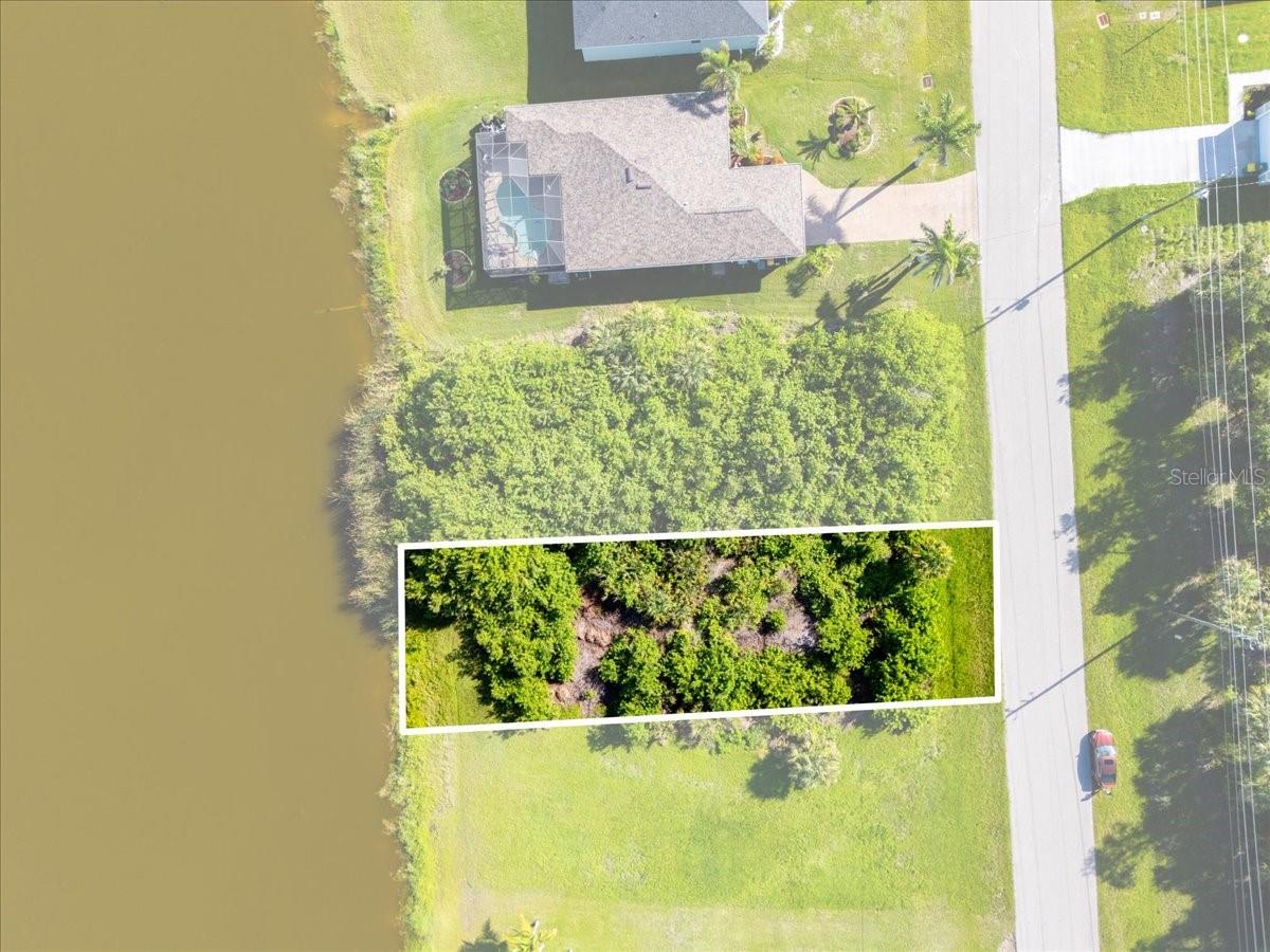 Image 4 of 11 For 214 Antilla Drive