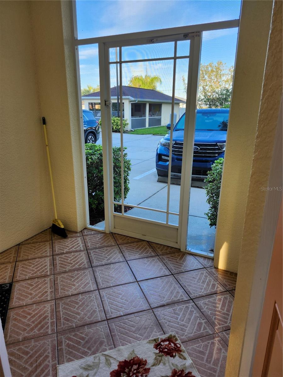 Image 2 of 15 For 1216 Rio De Janeiro Avenue 301