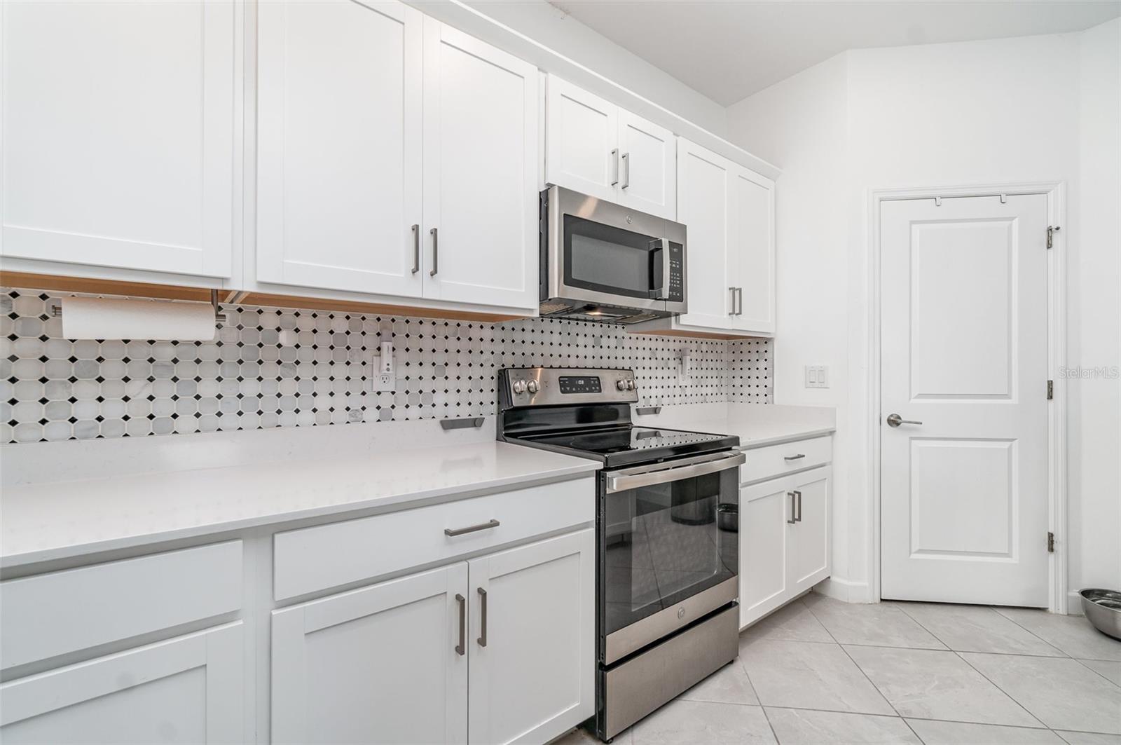Image 11 of 32 For 24348 Nicobar Lane
