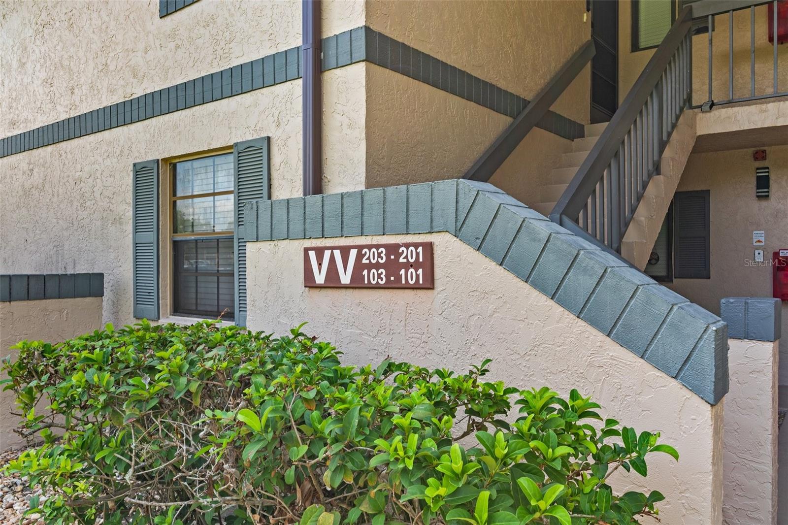 Image 2 of 52 For 19505 Quesada Avenue Vv201