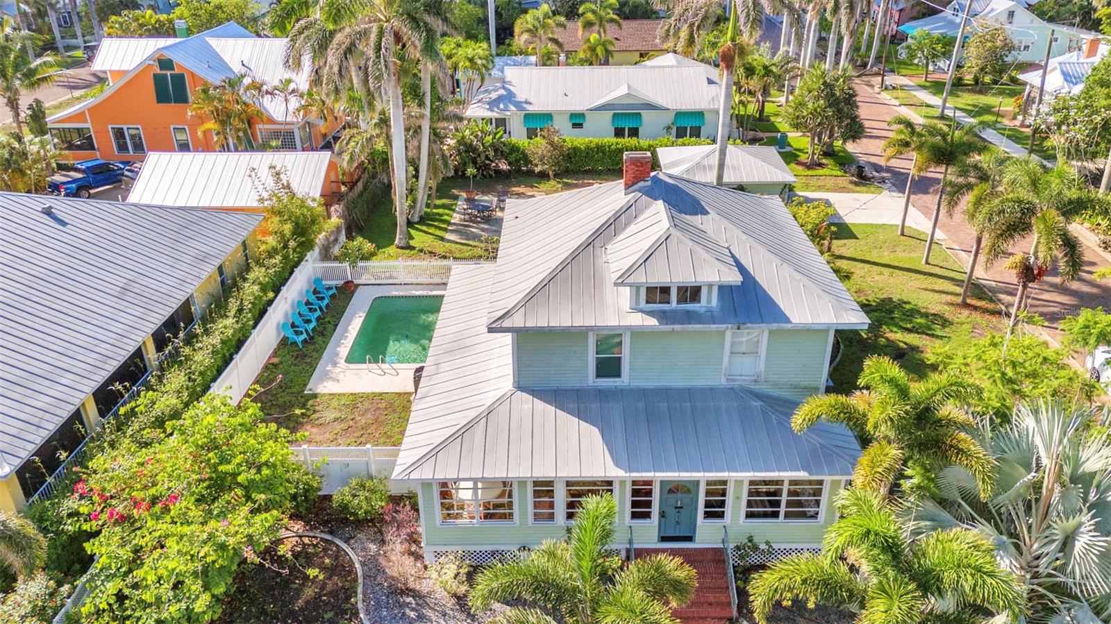 Image 67 of 85 For 415 Marion Avenue