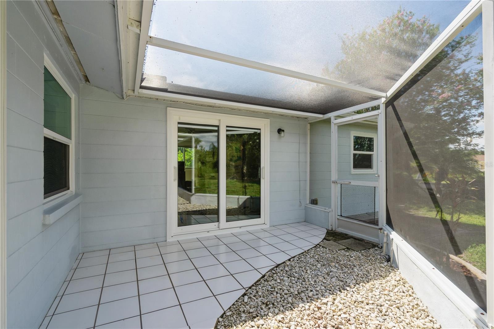 Image 30 of 40 For 28427 Coco Palm Drive