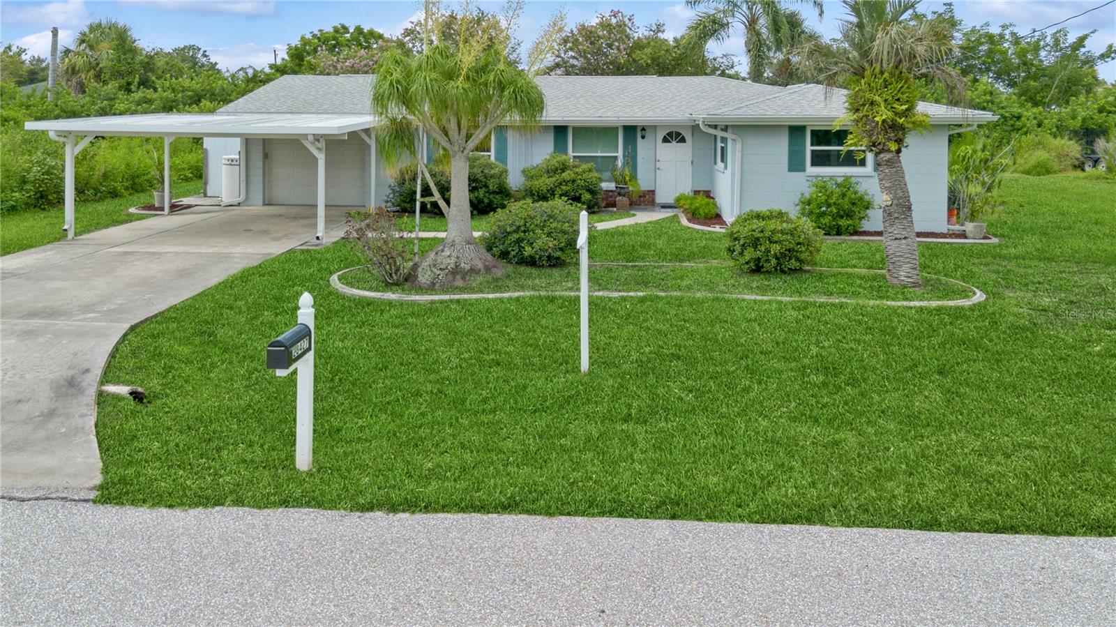 Image 34 of 40 For 28427 Coco Palm Drive