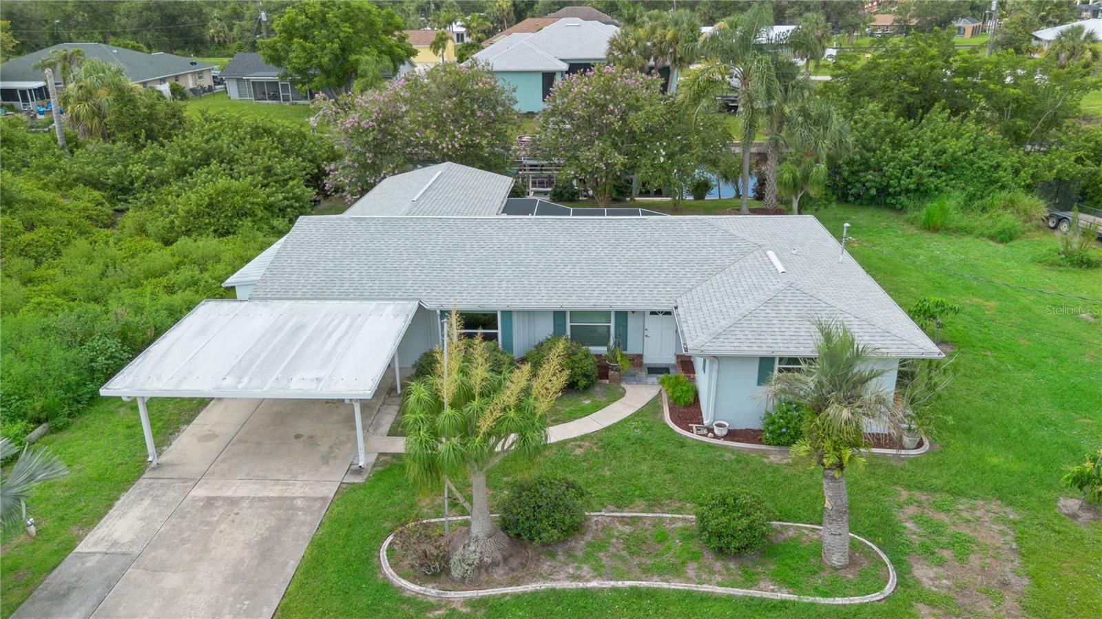 Image 36 of 40 For 28427 Coco Palm Drive