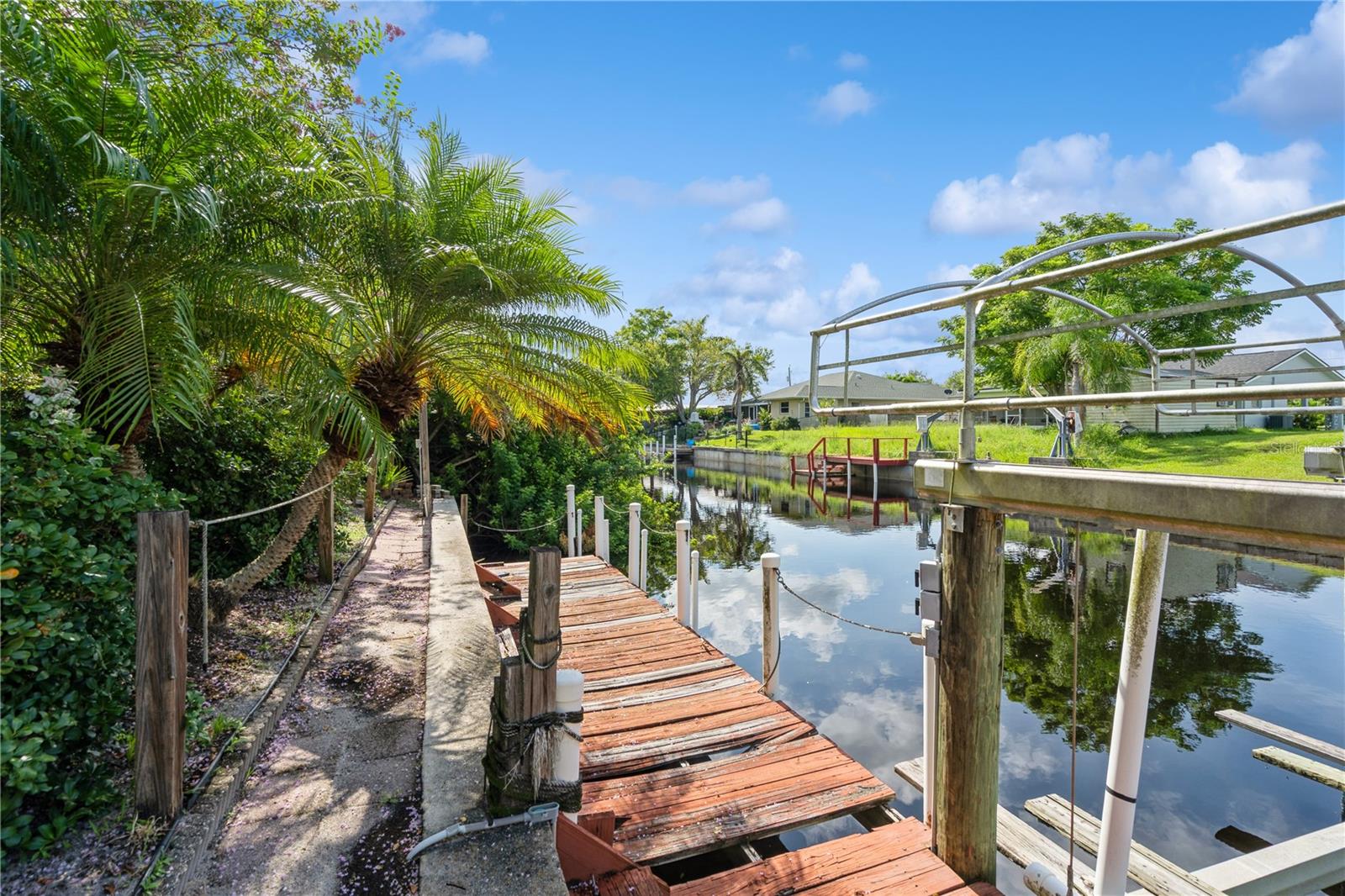 Image 8 of 40 For 28427 Coco Palm Drive