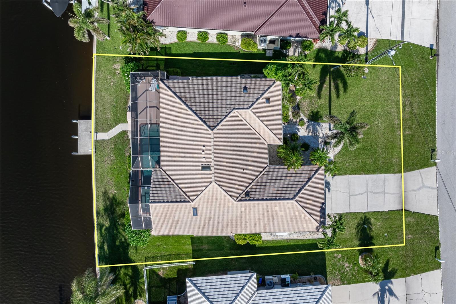 Image 12 of 75 For 531 Madrid Boulevard