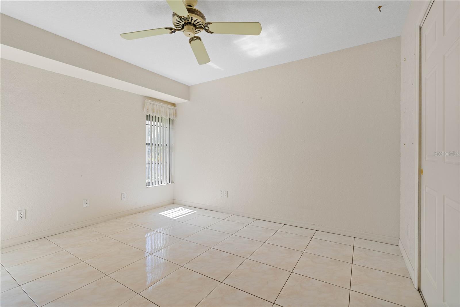 Image 49 of 75 For 531 Madrid Boulevard