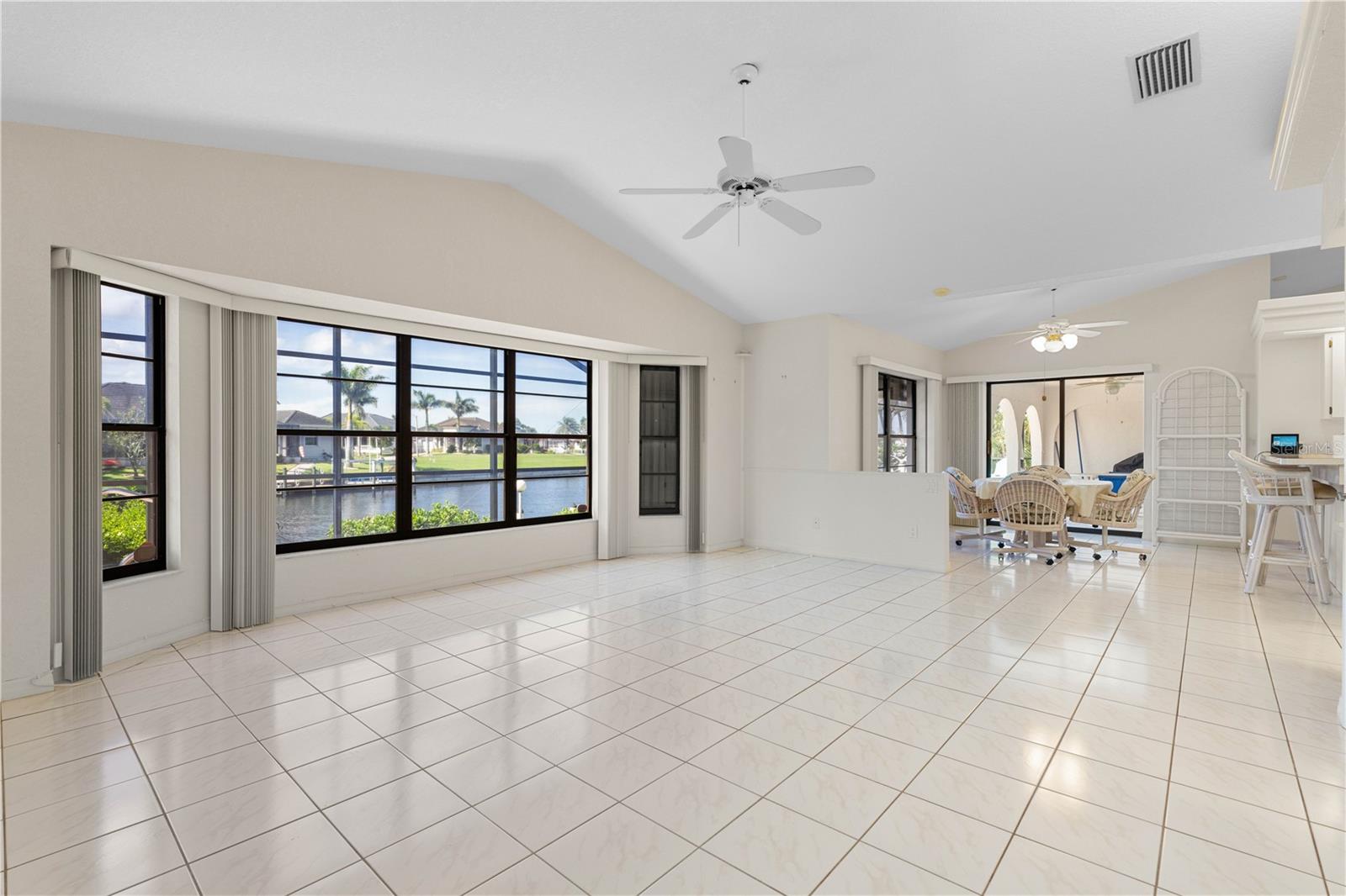 Image 5 of 75 For 531 Madrid Boulevard
