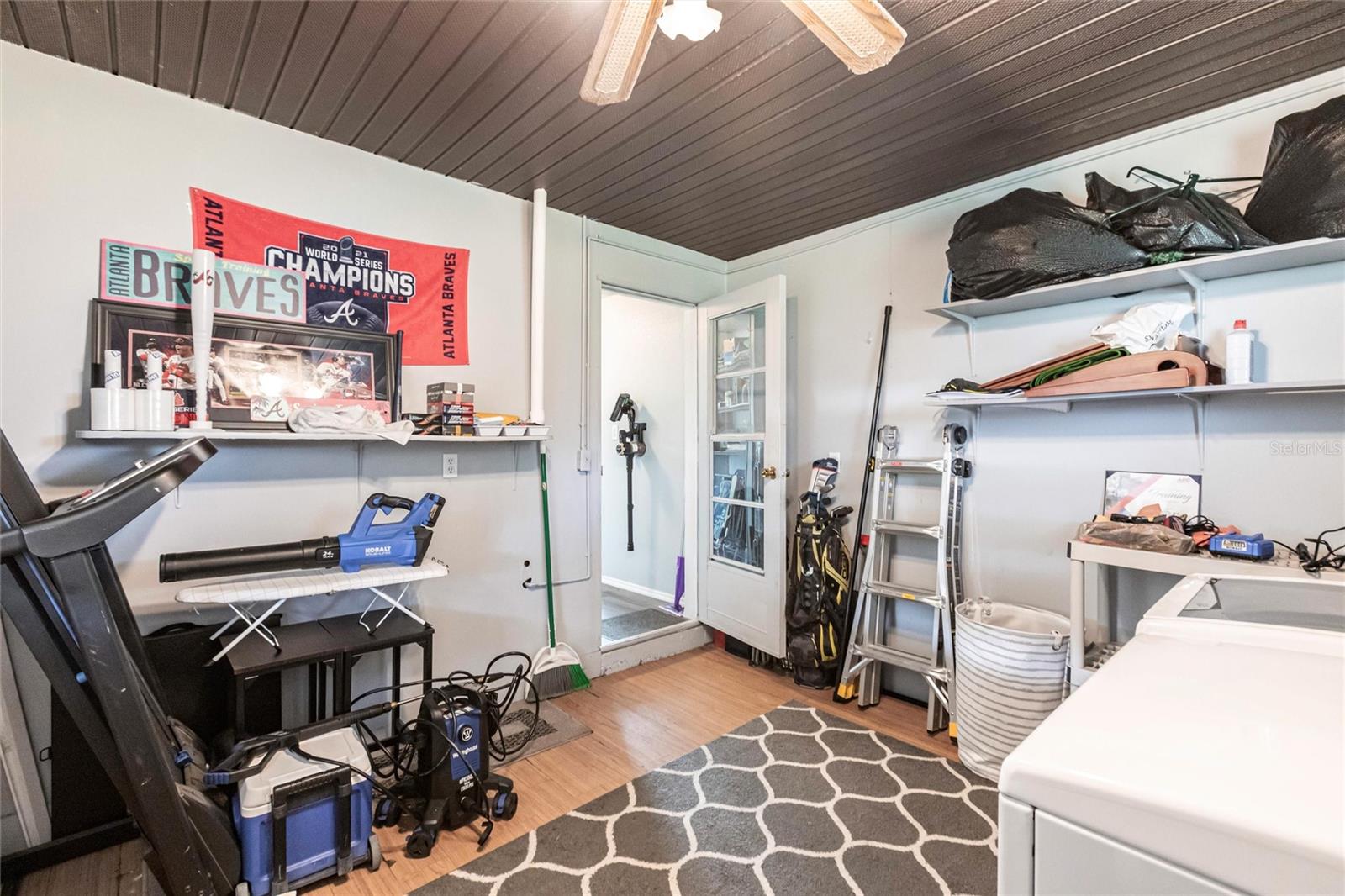 Image 31 of 49 For 8513 Heister Street