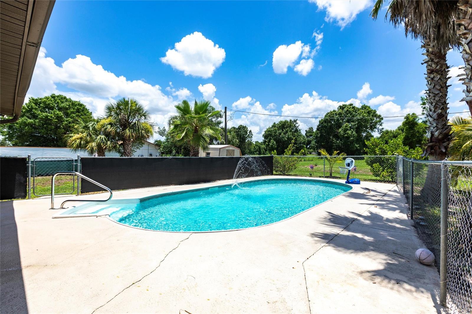 Image 35 of 49 For 8513 Heister Street