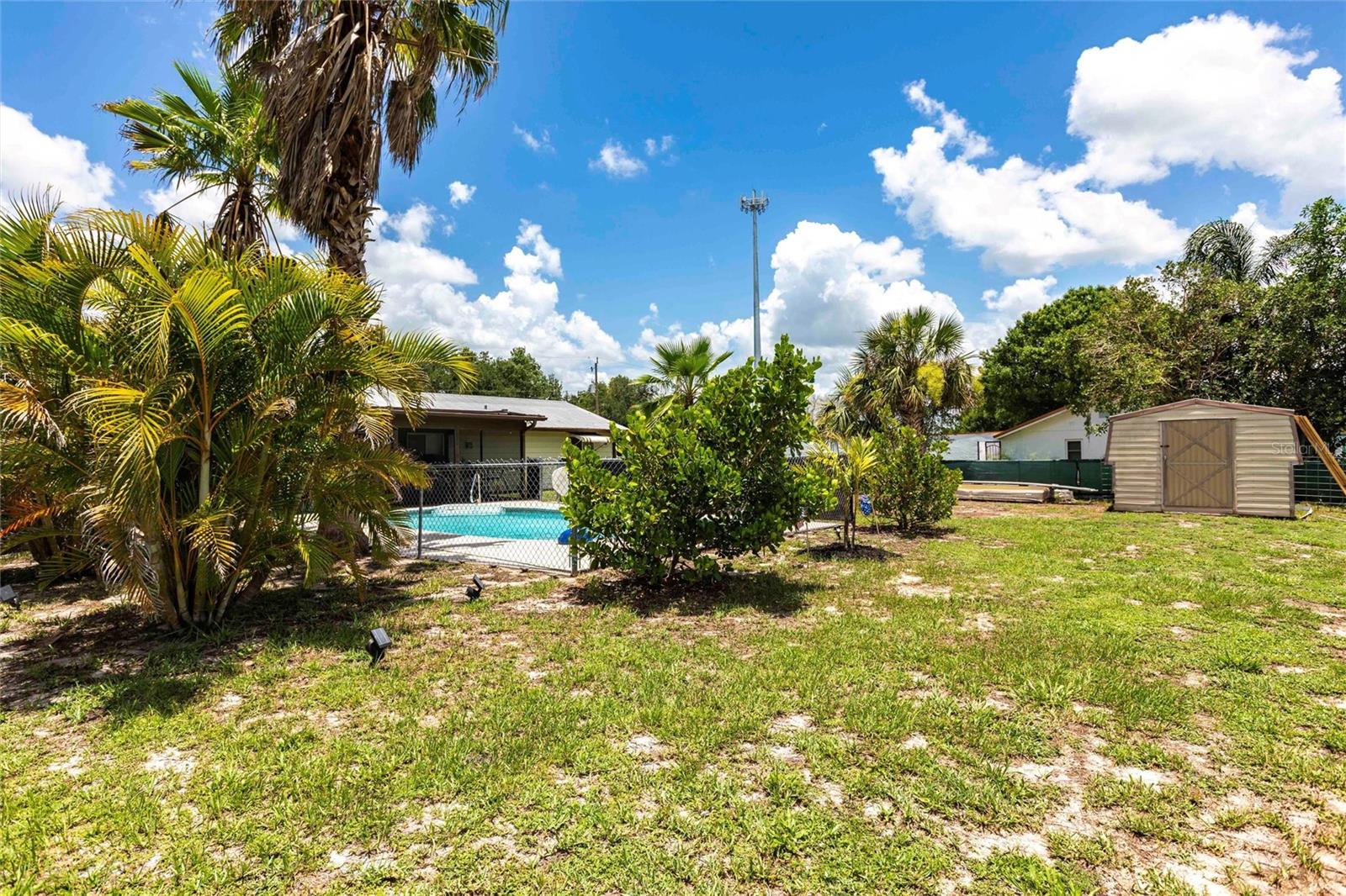 Image 39 of 49 For 8513 Heister Street