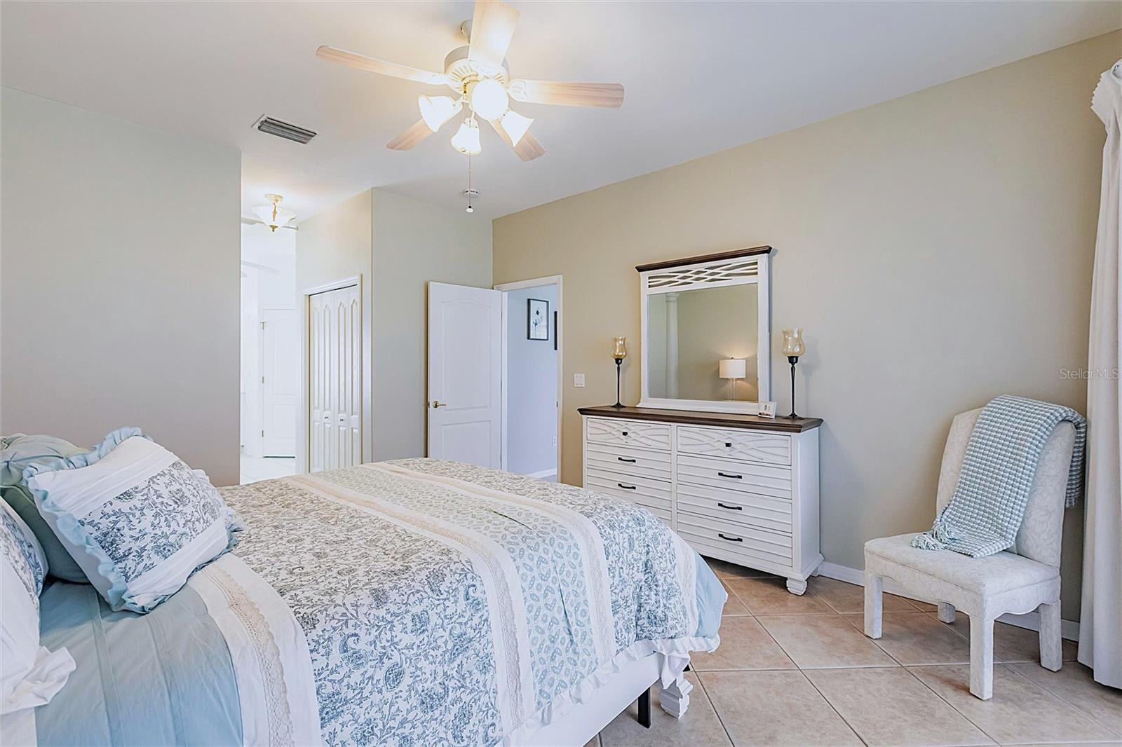 Image 15 of 45 For 2105 Deborah Drive