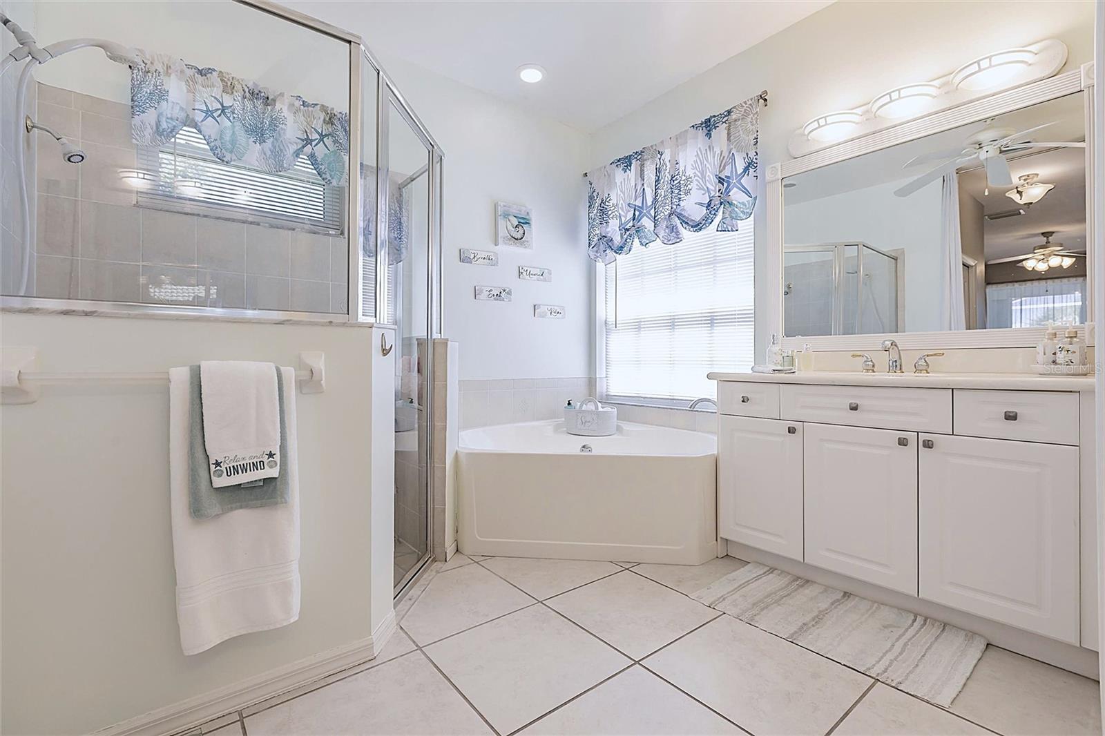 Image 17 of 45 For 2105 Deborah Drive