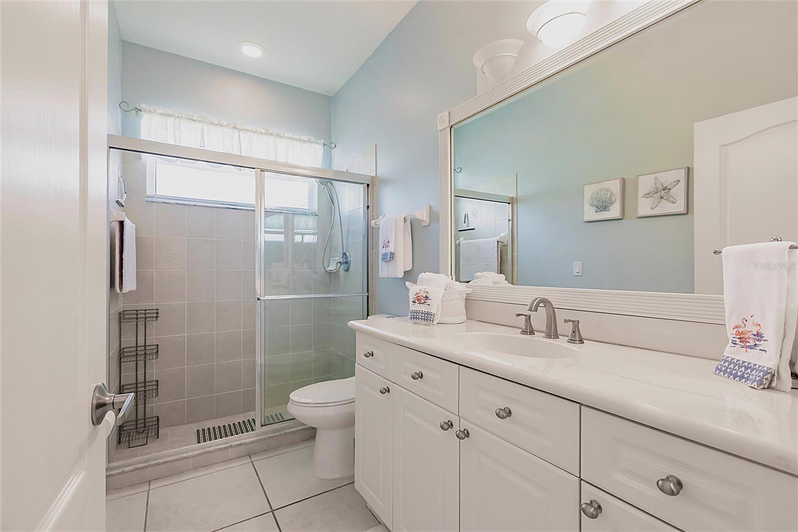 Image 21 of 45 For 2105 Deborah Drive