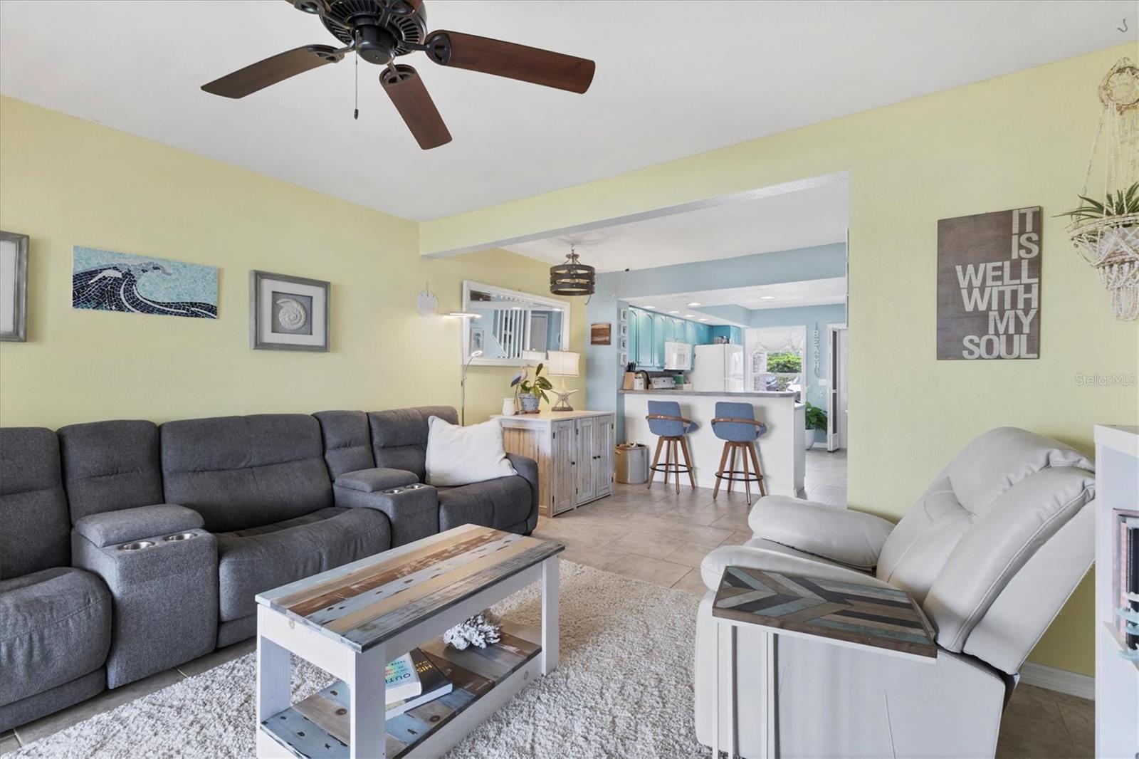 Image 11 of 47 For 26310 Rampart Boulevard 504