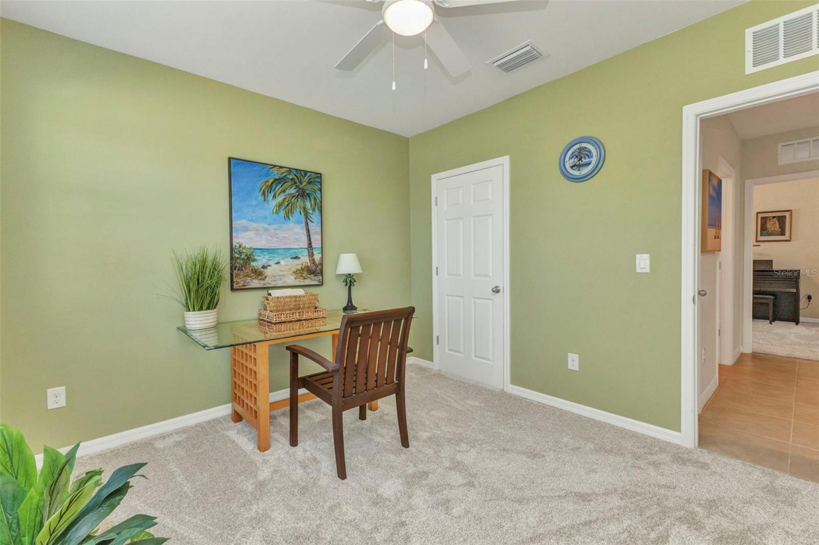 Image 13 of 69 For 25272 Lenox Circle