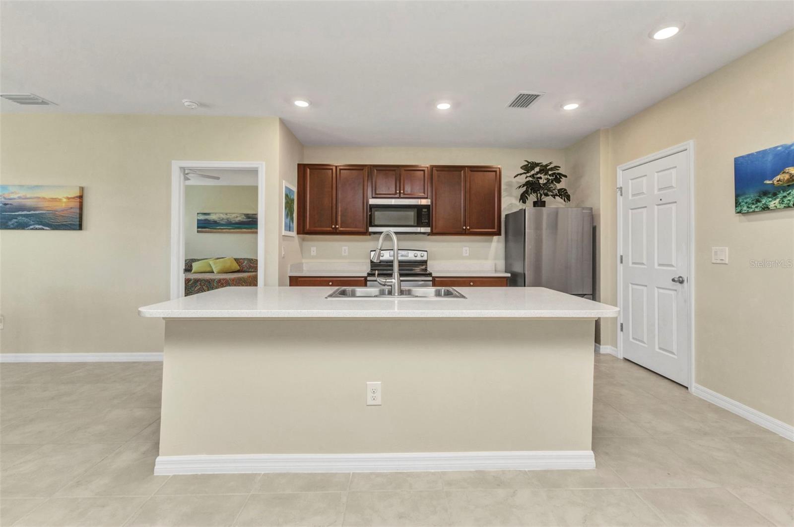 Image 27 of 69 For 25272 Lenox Circle