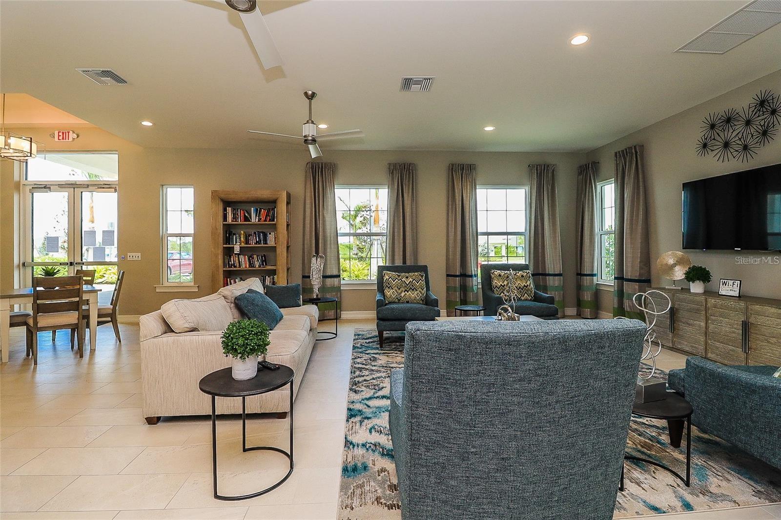 Image 49 of 69 For 25272 Lenox Circle