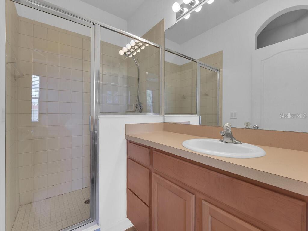 Image 16 of 33 For 2342 Melrose Drive