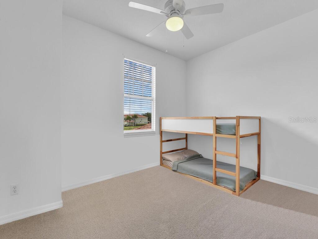 Image 17 of 33 For 2342 Melrose Drive