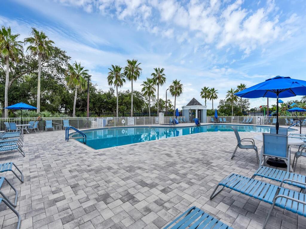 Image 24 of 33 For 2342 Melrose Drive