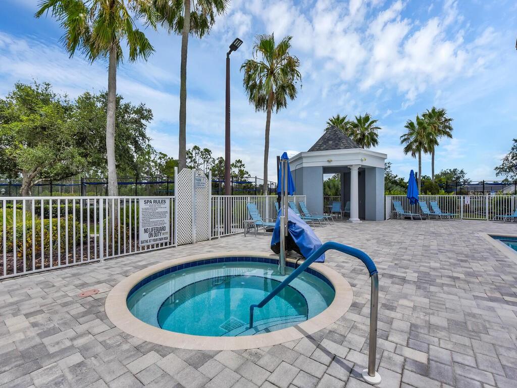 Image 25 of 33 For 2342 Melrose Drive