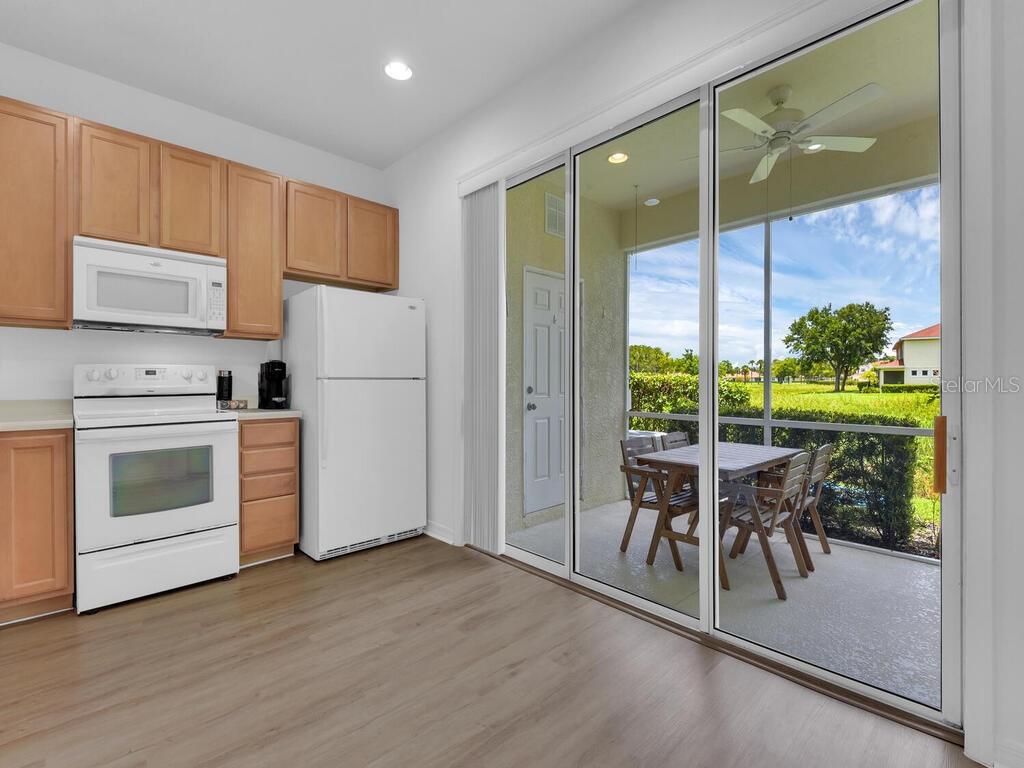 Image 4 of 33 For 2342 Melrose Drive