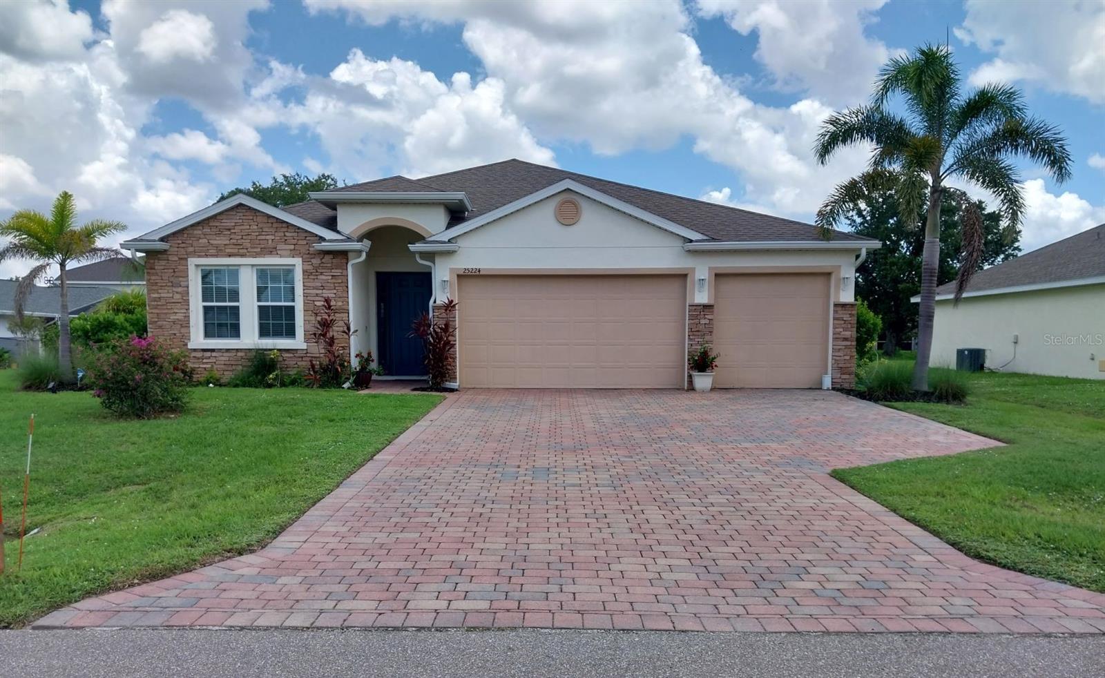 Details for 25224 Lahore Lane, PUNTA GORDA, FL 33983