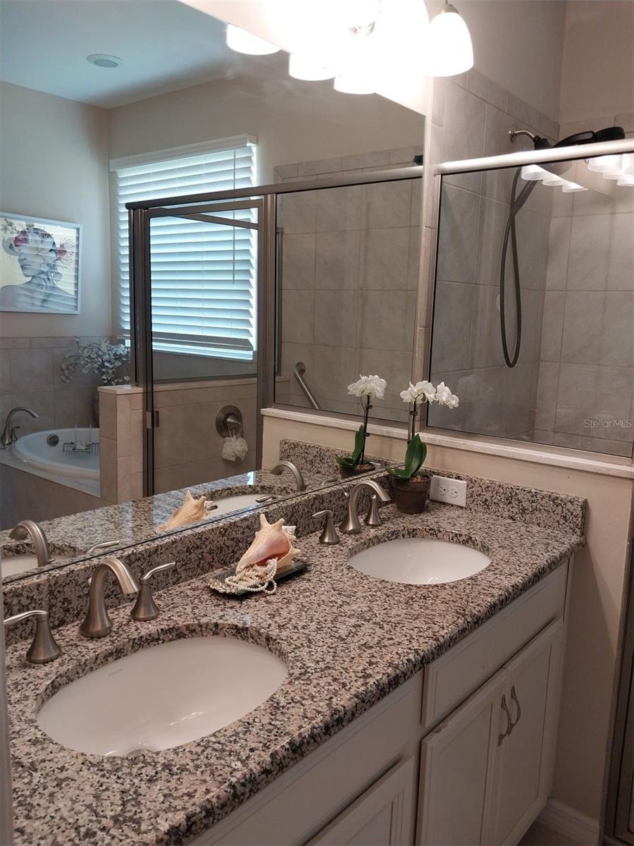 Image 13 of 23 For 25224 Lahore Lane