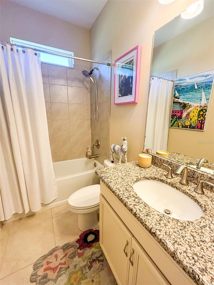 Image 17 of 23 For 25224 Lahore Lane