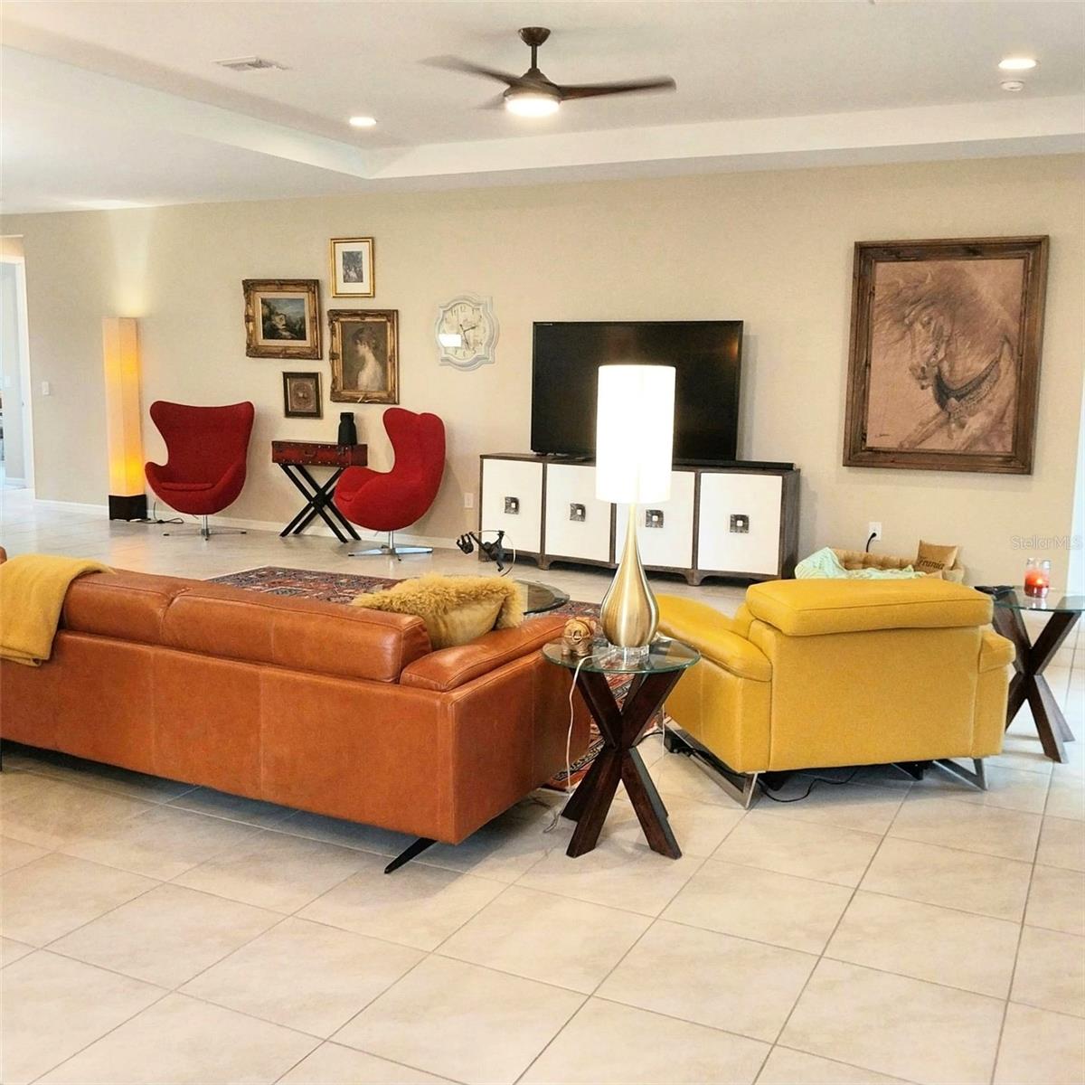 Image 4 of 23 For 25224 Lahore Lane