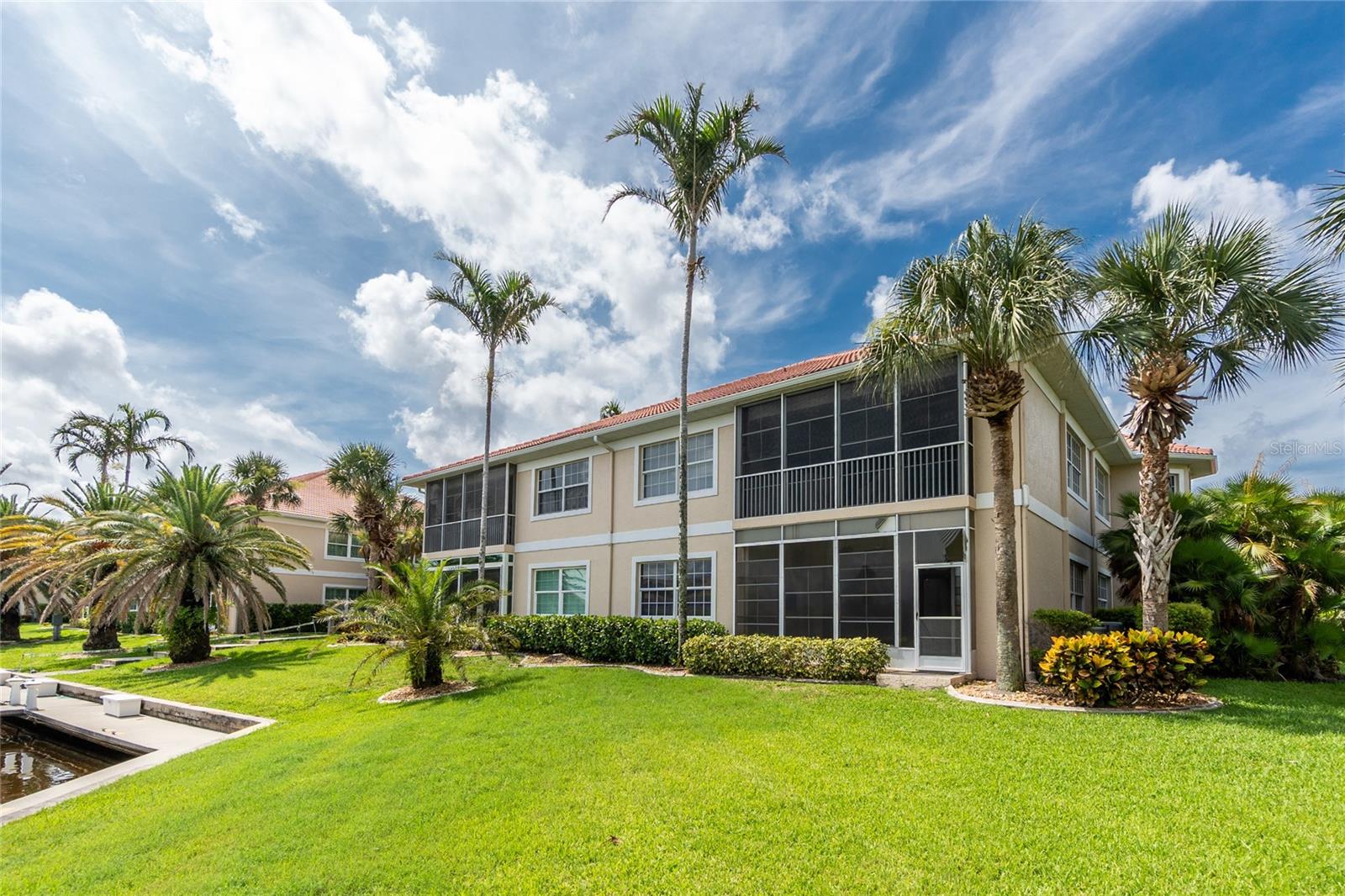 Image 20 of 76 For 2630 Tarpon Cove Drive 211