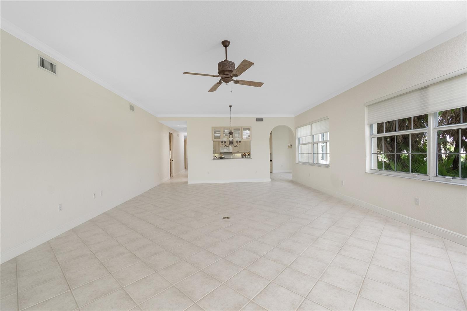 Image 23 of 76 For 2630 Tarpon Cove Drive 211