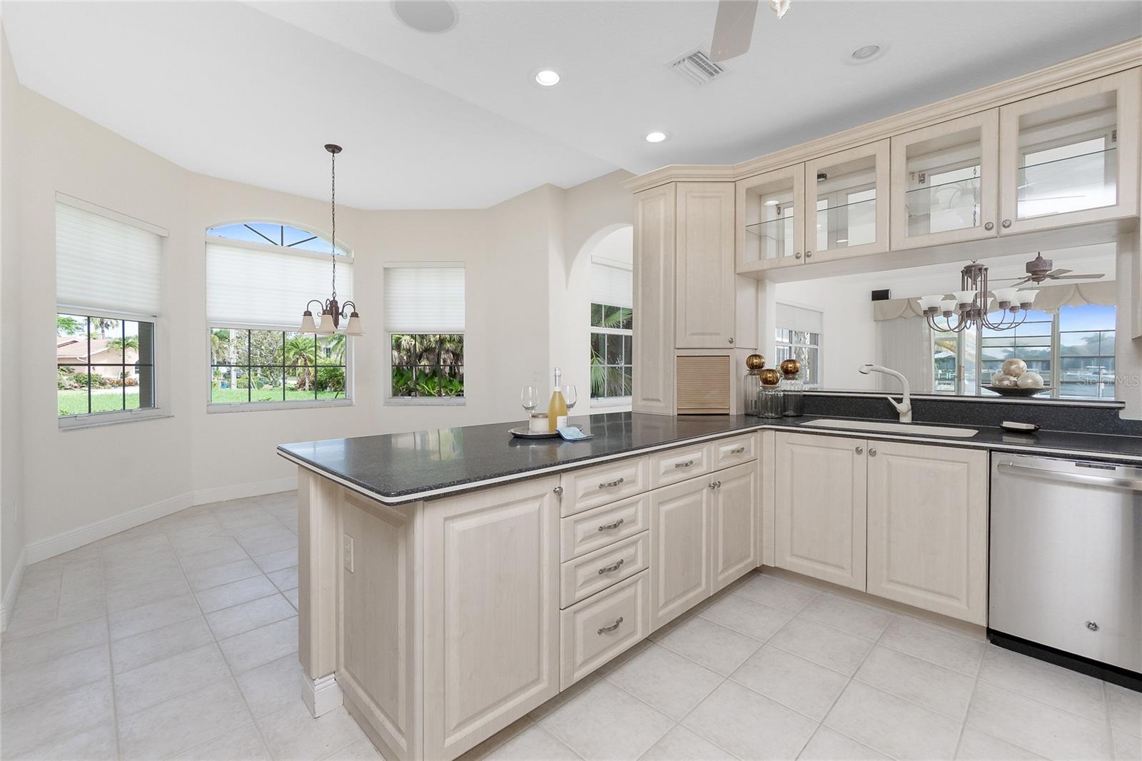 Image 28 of 76 For 2630 Tarpon Cove Drive 211