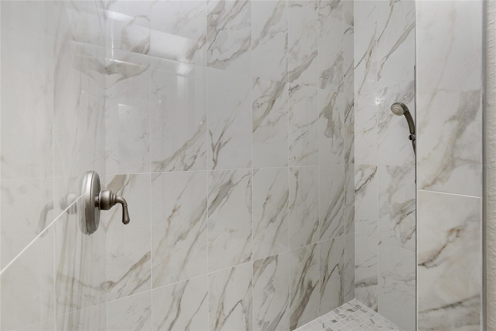 Image 46 of 76 For 2630 Tarpon Cove Drive 211