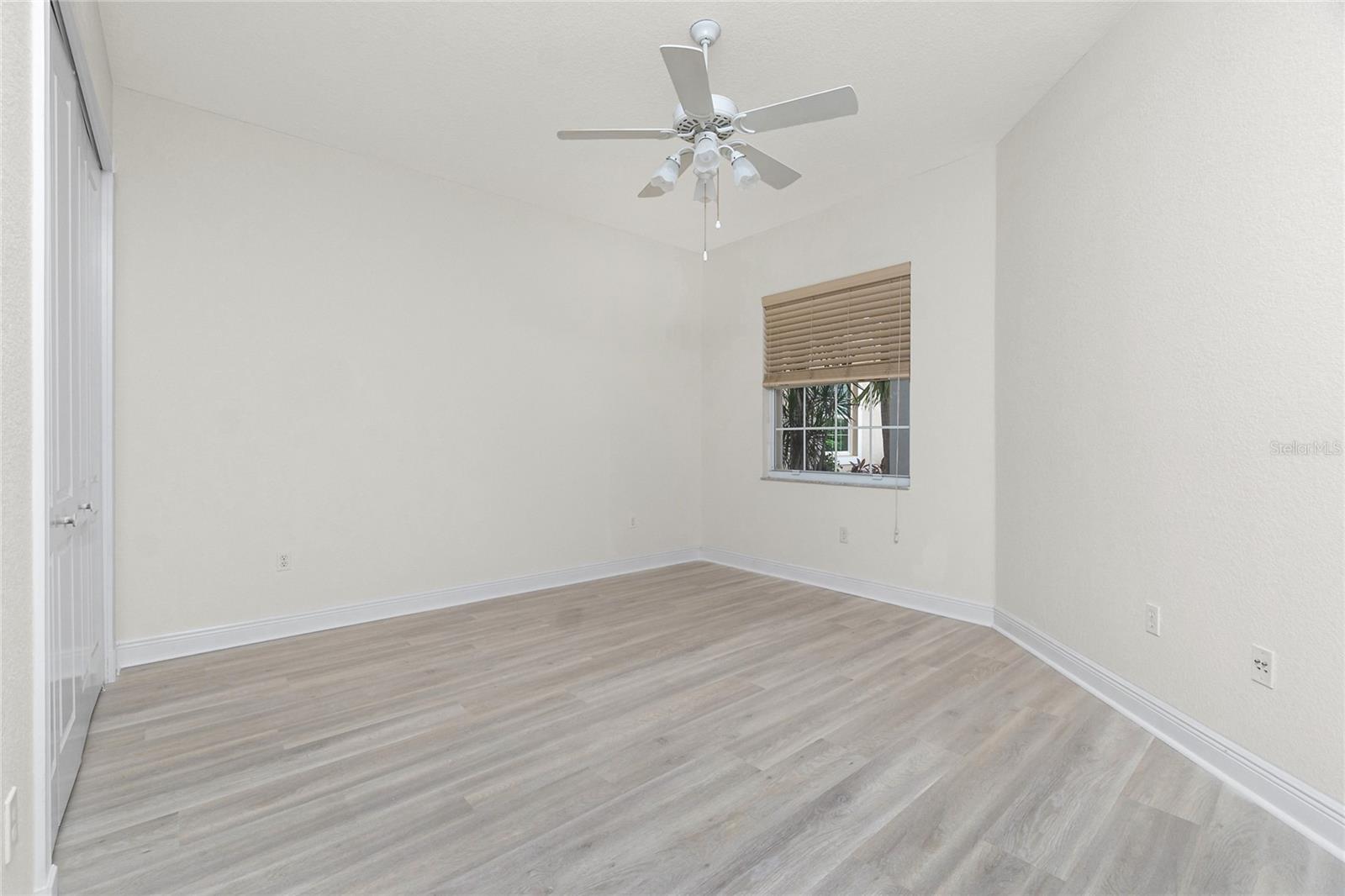 Image 48 of 76 For 2630 Tarpon Cove Drive 211