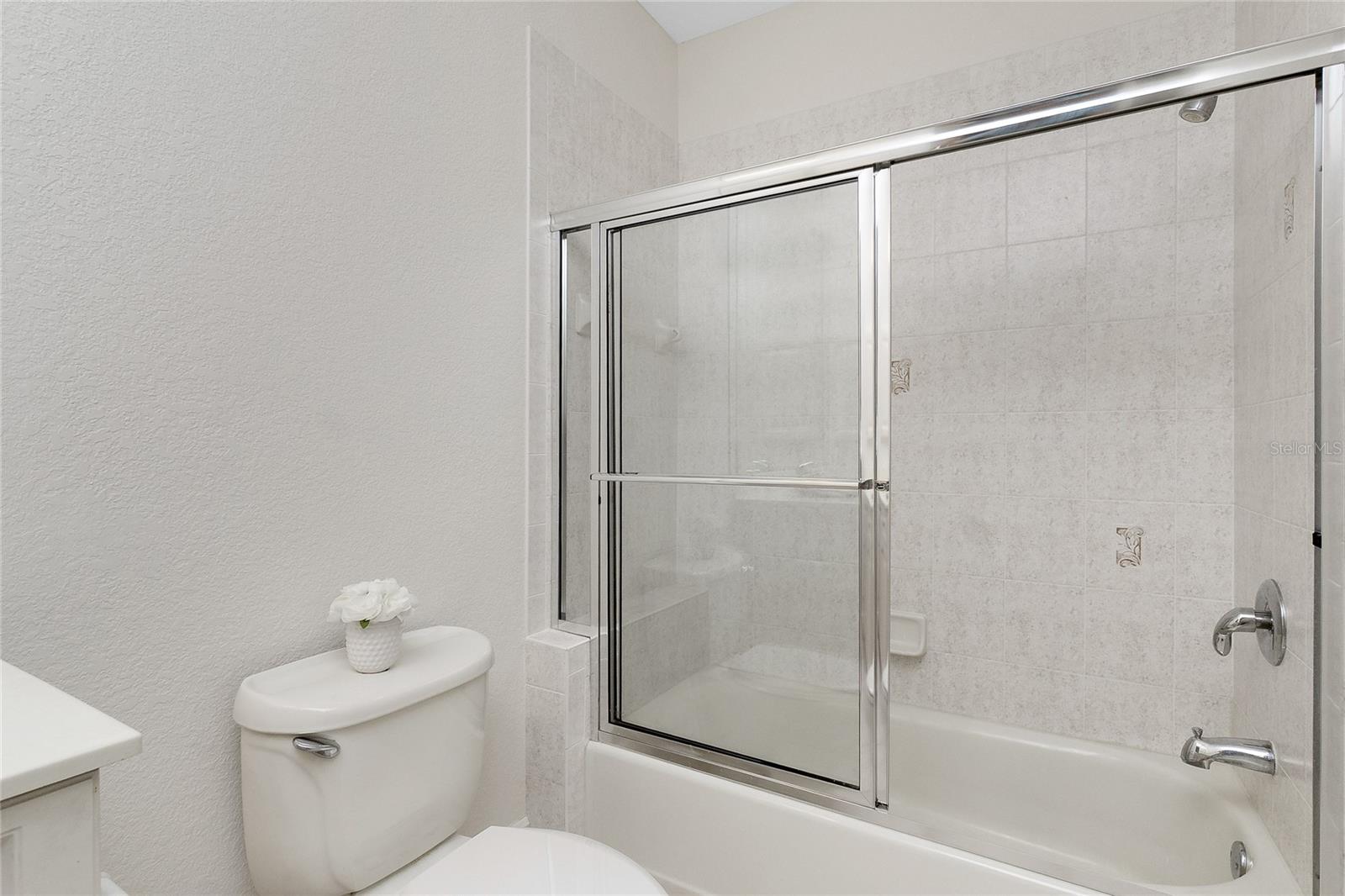 Image 51 of 76 For 2630 Tarpon Cove Drive 211
