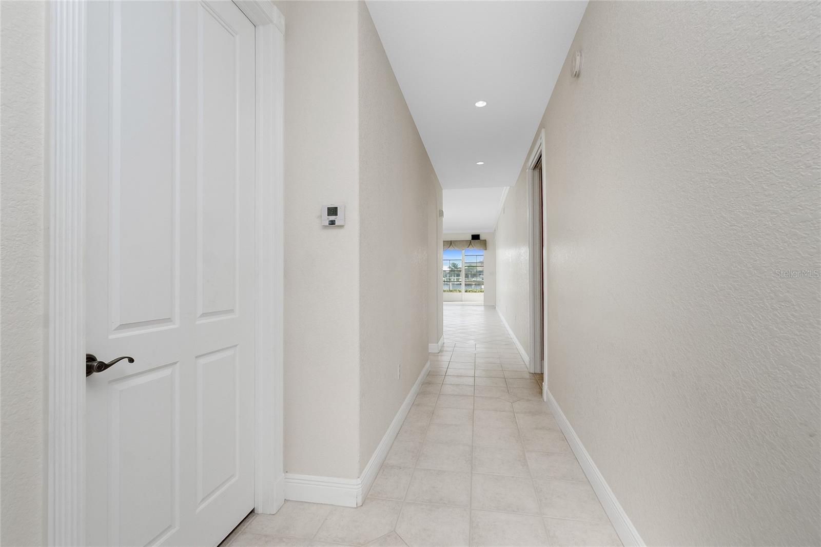 Image 6 of 76 For 2630 Tarpon Cove Drive 211