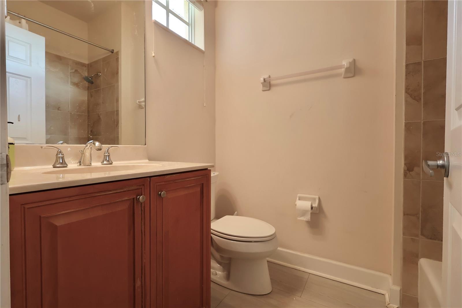Image 11 of 32 For 16572 San Edmundo Road 123