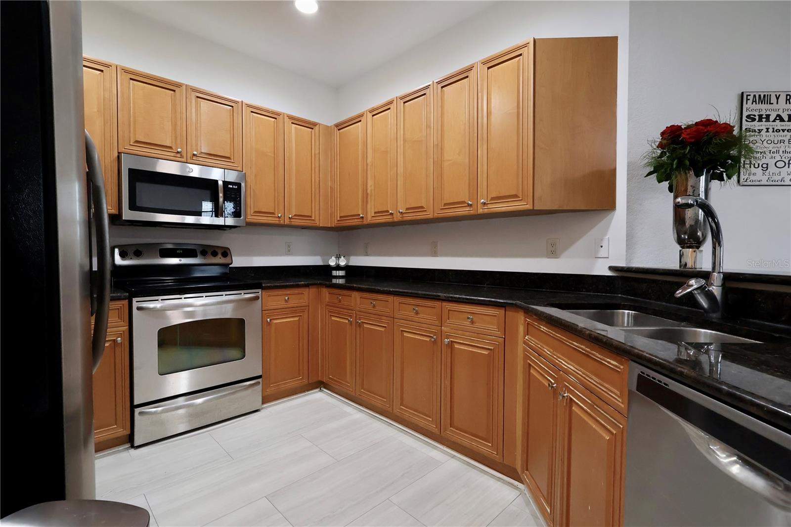 Image 16 of 32 For 16572 San Edmundo Road 123