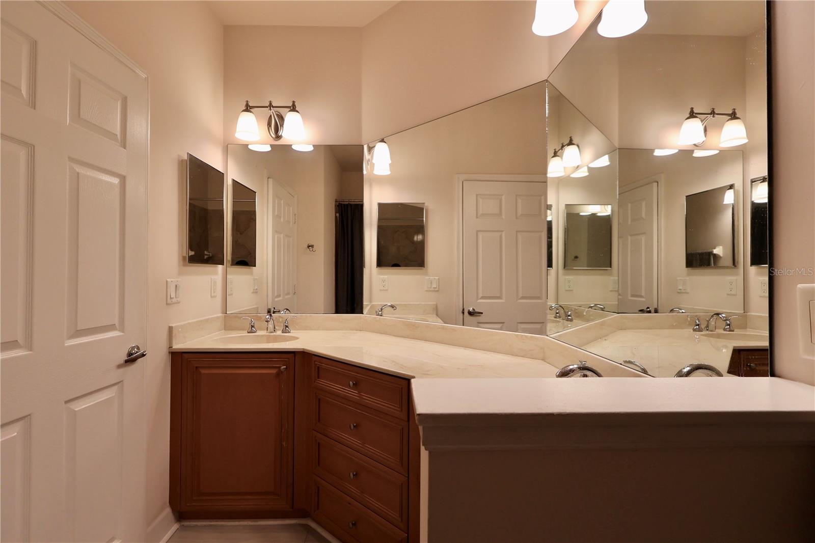 Image 25 of 32 For 16572 San Edmundo Road 123