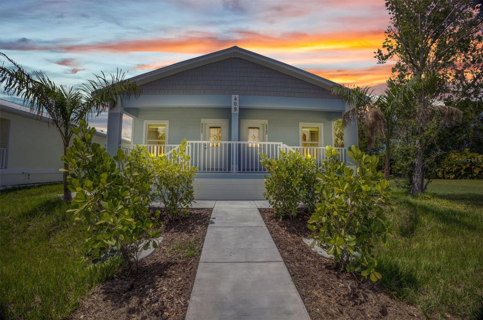 Image 3 of 76 For 409 Carmalita Street