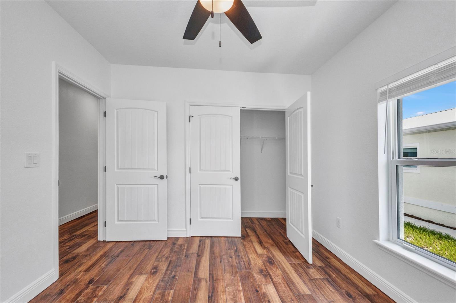 Image 48 of 76 For 409 Carmalita Street