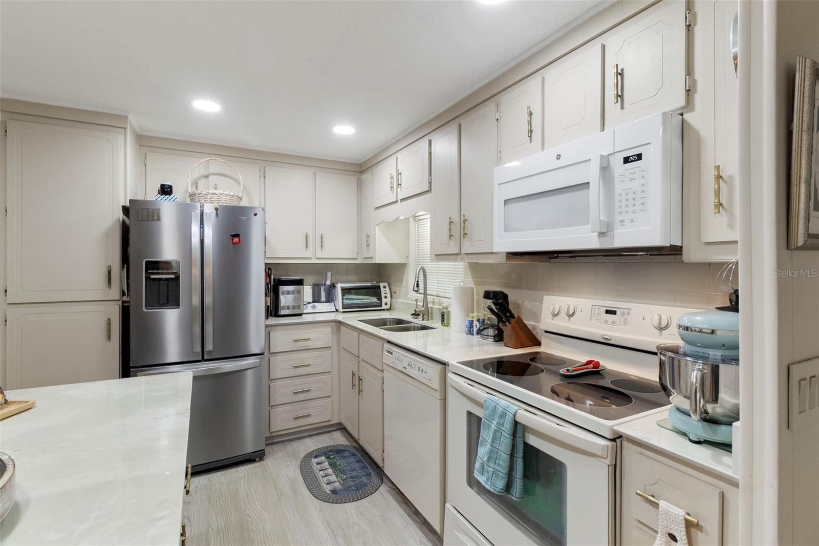 Image 9 of 100 For 2100 Kings Highway 798